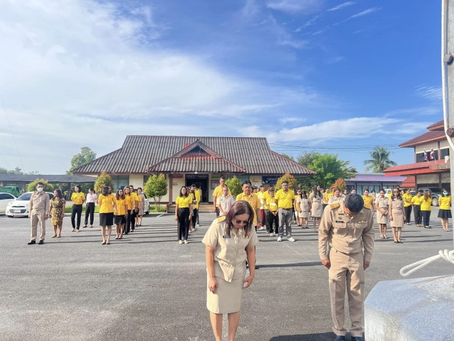 กิจกรรมดี ๆ ทุกเช้าวันจันทร์ การเคารพธงชาติไทย