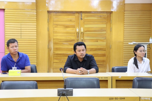 การประชุมให้ความรู้ ในหัวข้อ ประกอบกิจการอย่างไร ให้ห่างไกลเหตุร้องเรียน