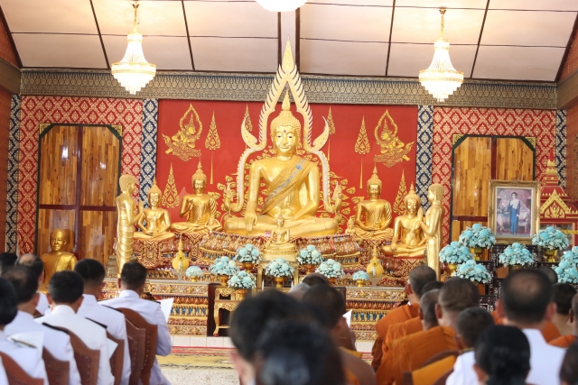 เทศบาลตำบลที่วัง เข้าร่วมพิธีสวดพระพุทธมนต์และเจริญจิตตภาวนาถวายพระราชกุศลแด่สมเด็จพระนางเจ้าสิริกิติ์ พระบรมราชินีนาถ พระบรมราชชนนีพันปีหลวง